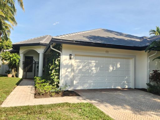 2800 Twin Oaks, Wellington, FL 33414