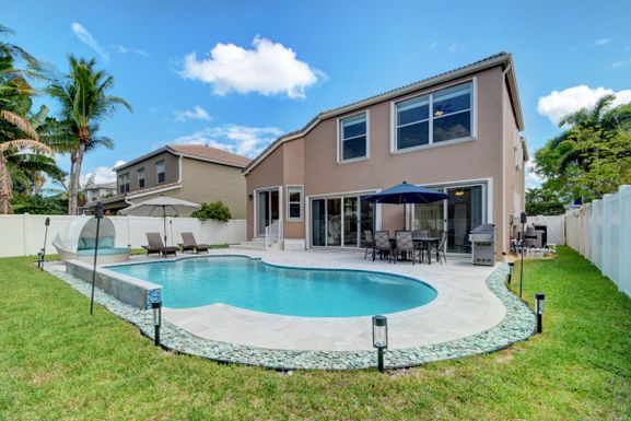 2418 Westmont, Royal Palm Beach, FL 33411