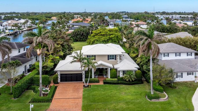 33 Spanish River, Ocean Ridge, FL 33435