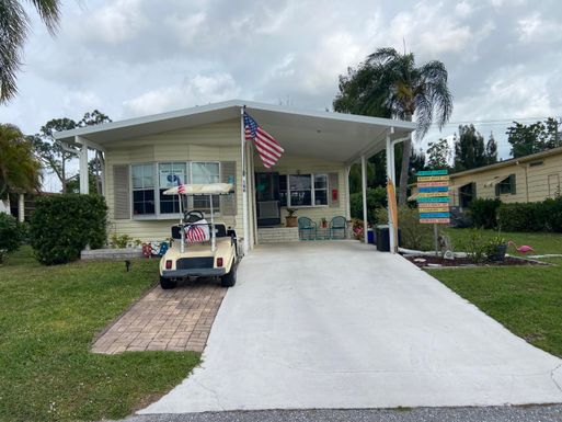 166 West Caribbean, Port Saint Lucie, FL 34952