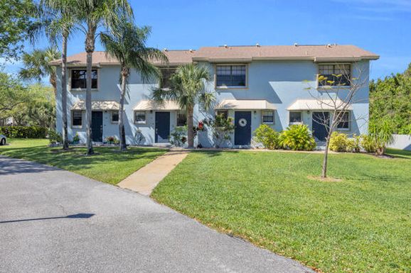 412 Cypress 15, Tequesta, FL 33469