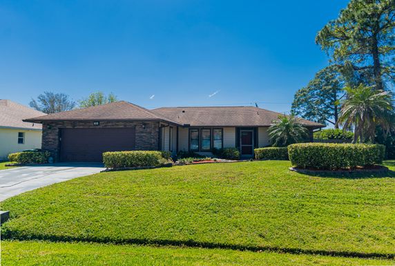 858 Kendall, Port Saint Lucie, FL 34983