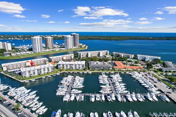 29 Yacht Club, North Palm Beach, FL 33408