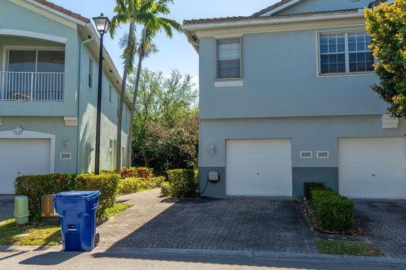 3197 Laurel Ridge, Riviera Beach, FL 33404