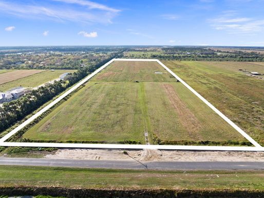 5701 Header Canal, Port Saint Lucie, FL 34987