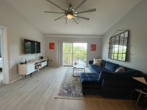 300 Crestwood, Royal Palm Beach, FL 33411