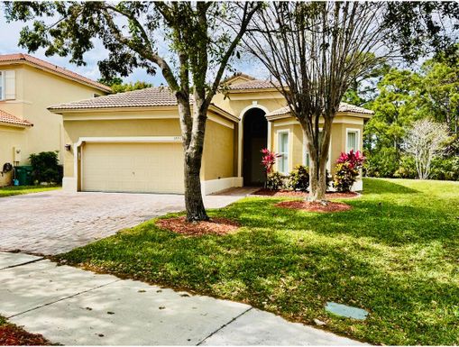 5663 Sunberry, Fort Pierce, FL 34951