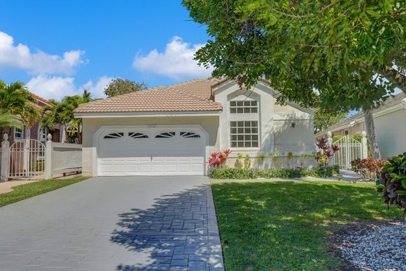 12932 Touchstone, Palm Beach Gardens, FL 33418