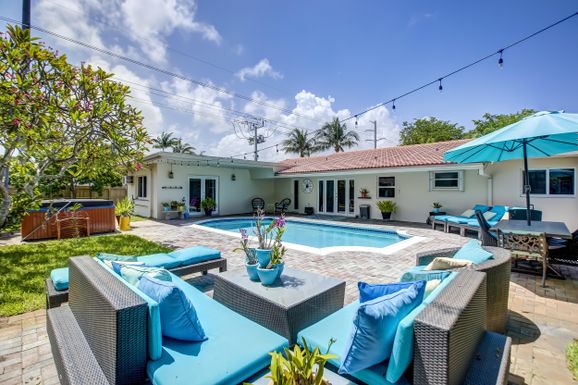 1800 59, Fort Lauderdale, FL 33309