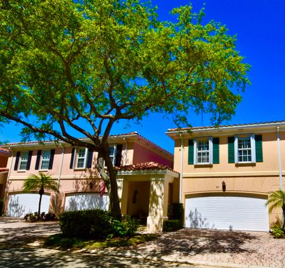 67 Tall Oaks, Tequesta, FL 33469