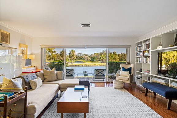 300 Harbour, Vero Beach, FL 32963