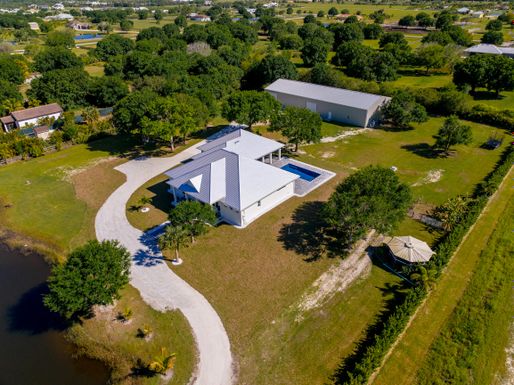 7205 Kamelya, Vero Beach, FL 32968