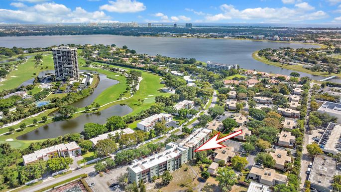 1638 Embassy, West Palm Beach, FL 33401