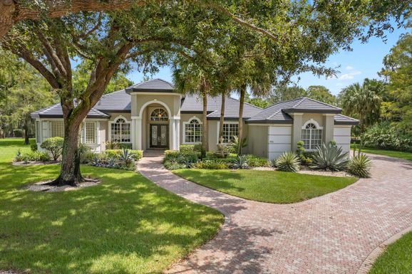 856 Forest Glen, Wellington, FL 33414