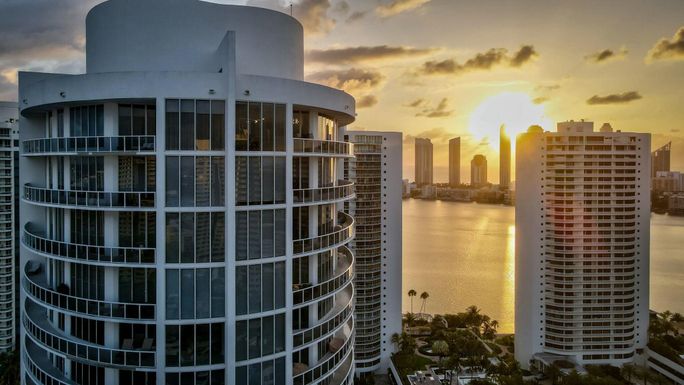 4100 Island, Aventura, FL 33160
