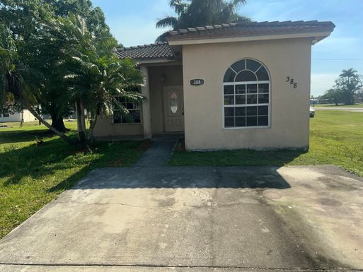 388 Annona, Pahokee, FL 33476