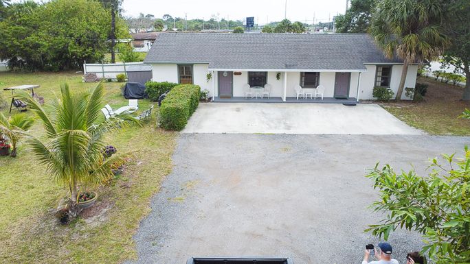 4647 Marguerita, West Palm Beach, FL 33417