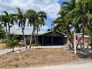 455 Janice, South Bay, FL 33493