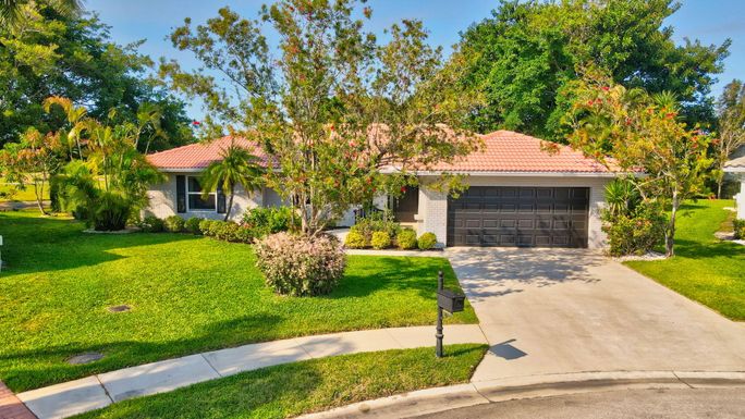 10049 Harbourtown, Boca Raton, FL 33498