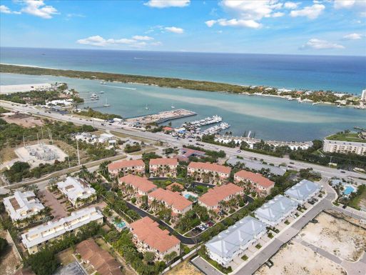 502 Del Sol, Tequesta, FL 33469