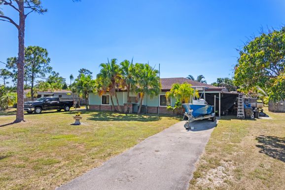 4257 Gulfstream, Lake Worth, FL 33461