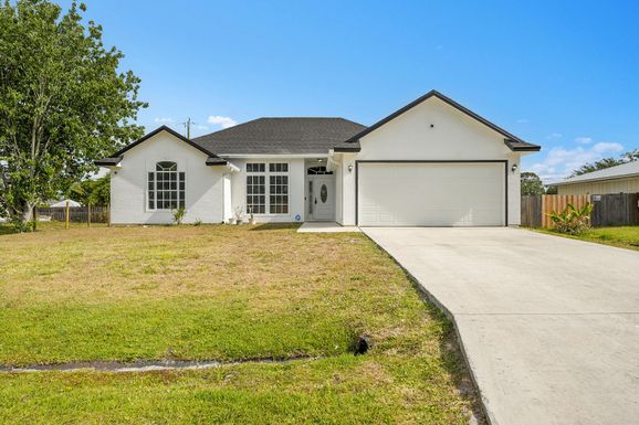 333 Dwight, Port Saint Lucie, FL 34983