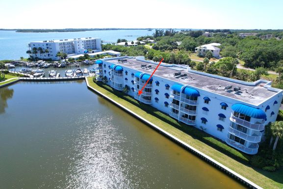 6110 River Run, Sebastian, FL 32958