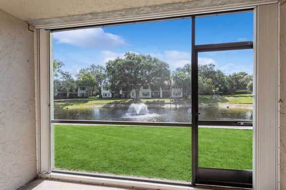 701 Sabal Ridge Circle, Palm Beach Gardens, FL 33418