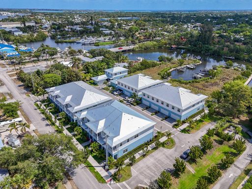 4707 Manatee, Stuart, FL 34997