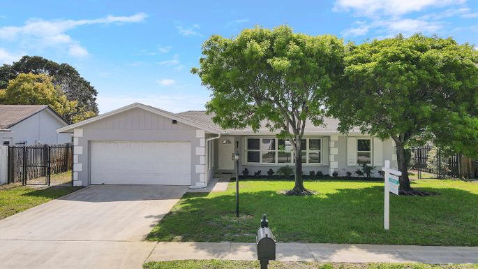 2732 Starwood, West Palm Beach, FL 33406