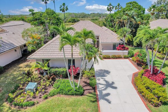 133 Coventry, Palm Beach Gardens, FL 33418