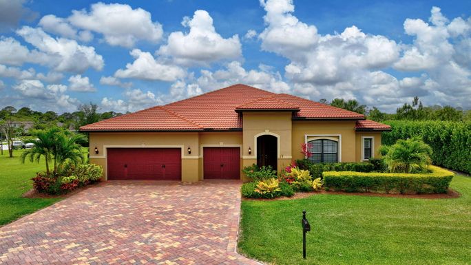 964 Canoe Creek, Palm City, FL 34990