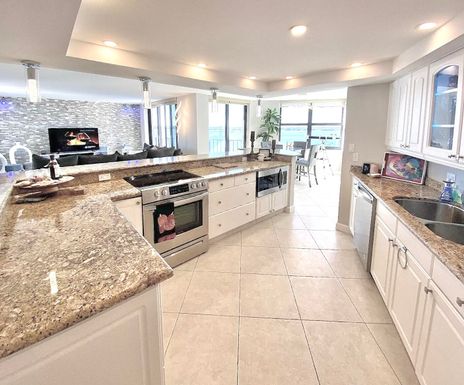 5420 Ocean, Singer Island, FL 33404