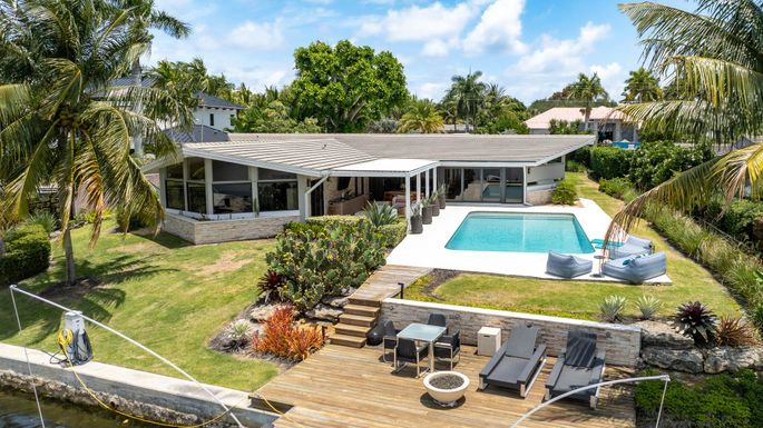 1425 Middle River, Fort Lauderdale, FL 33304