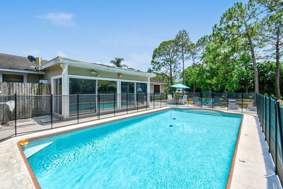 15739 75th, Palm Beach Gardens, FL 33418