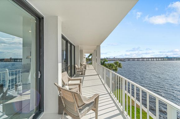 2784 Ocean, Palm Beach, FL 33480
