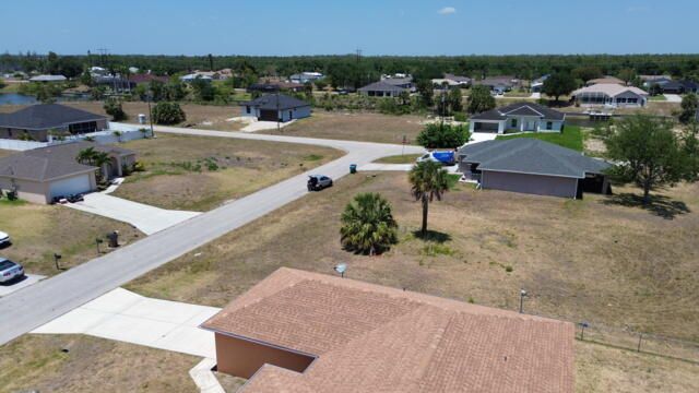 2623 20th Avenue, Cape Coral, FL 33909
