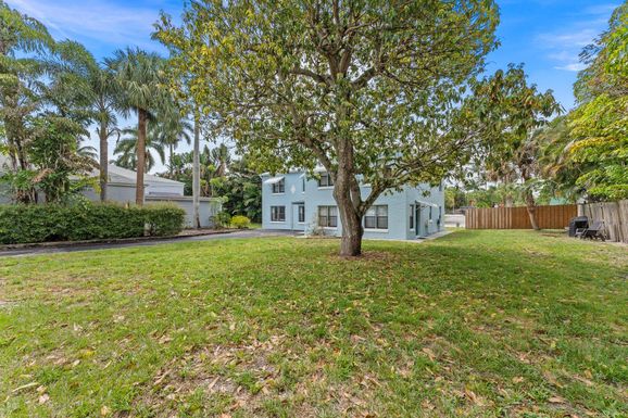 1136 Osceola, Stuart, FL 34996