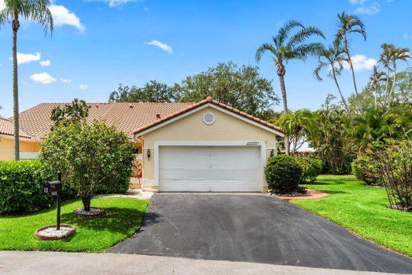 10535 Ladypalm, Boca Raton, FL 33498