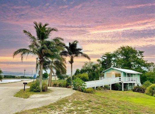 851 Riverside, Moore Haven, FL 33471