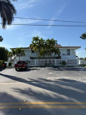 2613 28th, Lighthouse Point, FL 33064