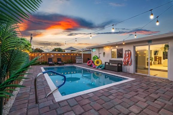 1445 Cindy, Lake Worth Beach, FL 33461