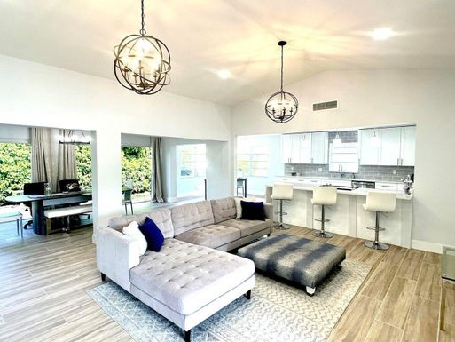 10723 Greentrail, Boynton Beach, FL 33436