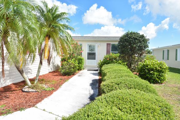 7809 Horned Lark, Port Saint Lucie, FL 34952