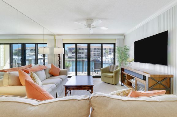 1301 Seafarer, Jupiter, FL 33477