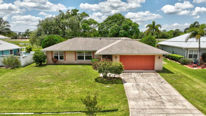 472 Aster, Port Saint Lucie, FL 34953