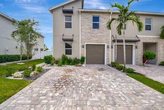 8606 Via Mar Rosso, Lake Worth, FL 33467