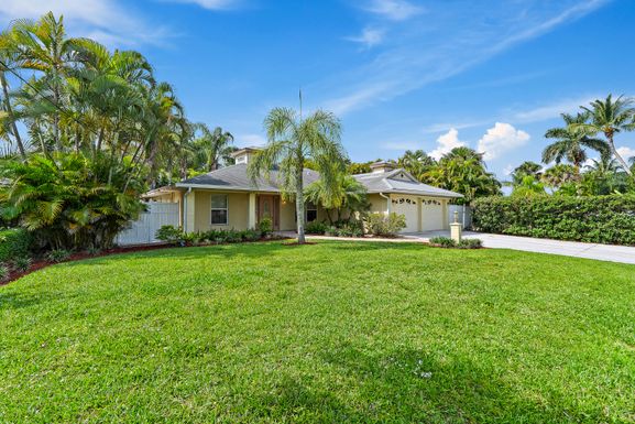 815 Rustic, Stuart, FL 34997