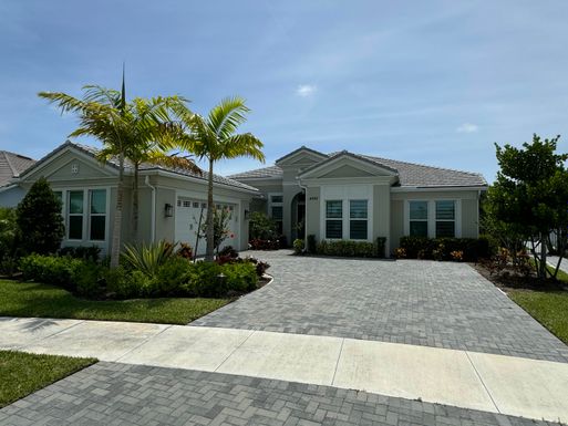 4662 Estates, Westlake, FL 33470