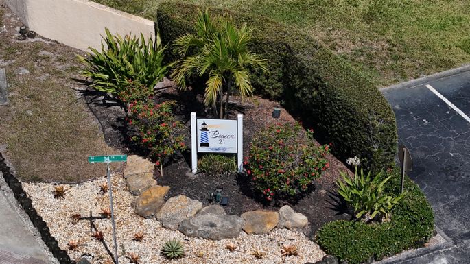 1560 12th, Jensen Beach, FL 34957